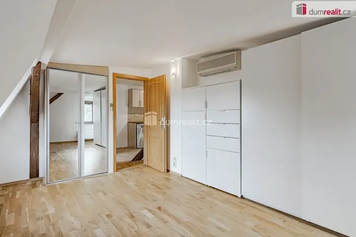 Prodej bytu 3+kk, Karlovy Vary, Svahová, 100 m2