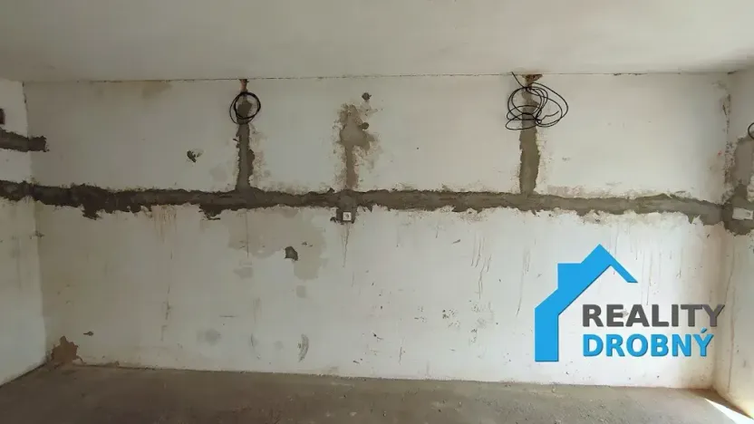 Pronájem garáže, Lom, Vrchlického, 21 m2