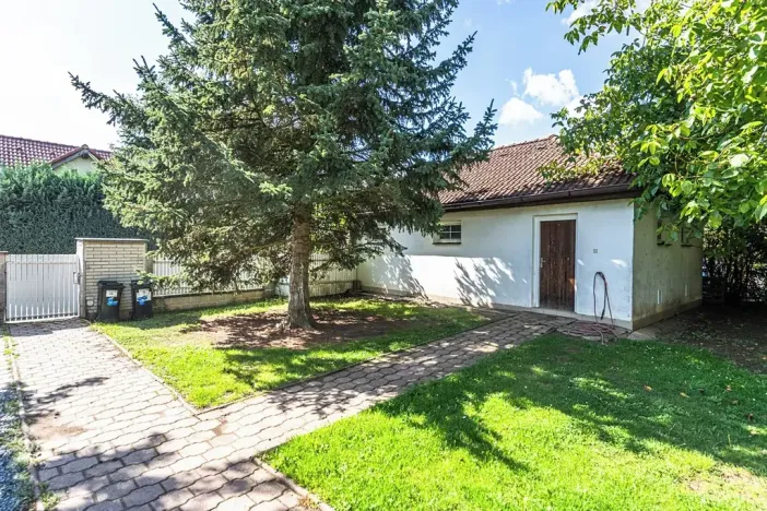 Prodej rodinného domu, Dolní Břežany, Keltská, 270 m2