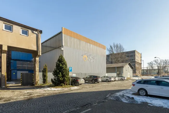 Pronájem výrobních prostor, Ostrava, 9648 m2