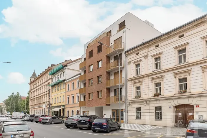 Pronájem bytu 2+kk, Praha - Karlín, Křižíkova, 49 m2