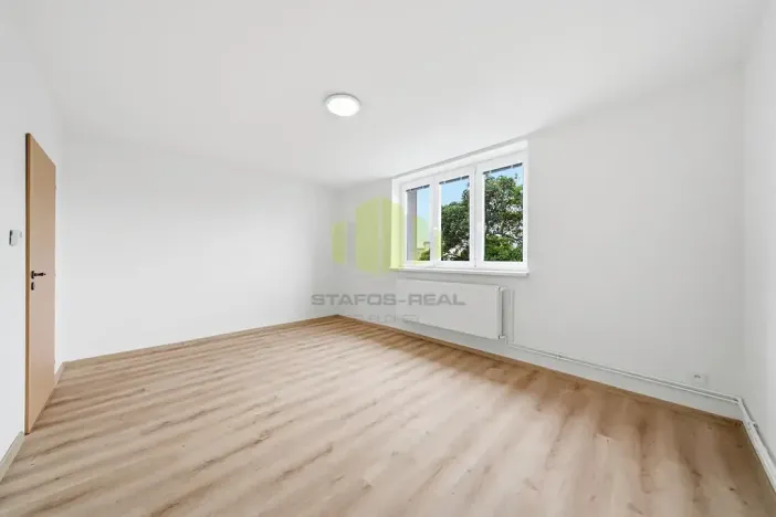Pronájem bytu 1+1, Prostějov, nám. Spojenců, 37 m2