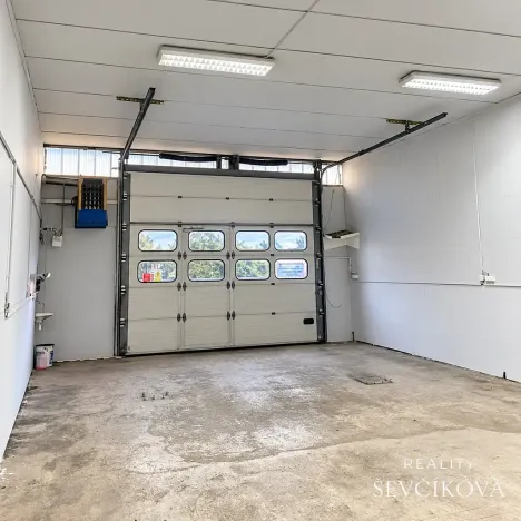 Pronájem skladu, Hradec Králové, Vlčkovická, 70 m2