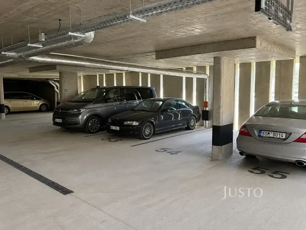 Prodej garážového stání, Libčice nad Vltavou, Pod Hliníkem, 13 m2