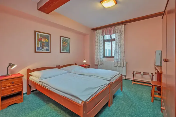 Dražba ubytování, Všechovice, 2500 m2
