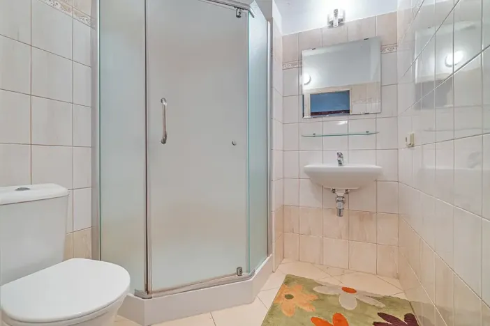 Dražba ubytování, Všechovice, 2500 m2
