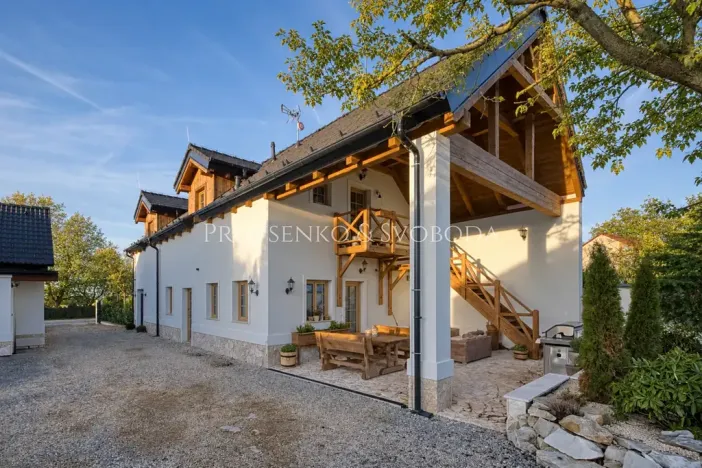Prodej činžovního domu, Lipí, 223 m2
