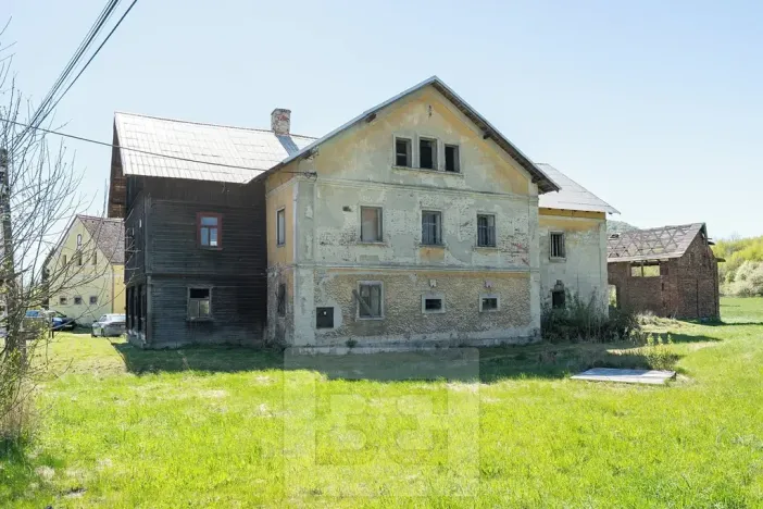 Prodej rodinného domu, Cvikov, 197 m2