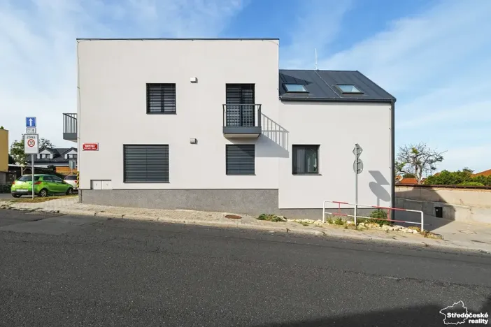 Prodej bytu 3+kk, Praha - Dolní Chabry, Kobyliská, 95 m2