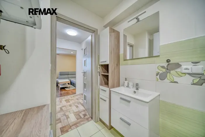 Pronájem bytu 2+kk, Křečhoř, 35 m2