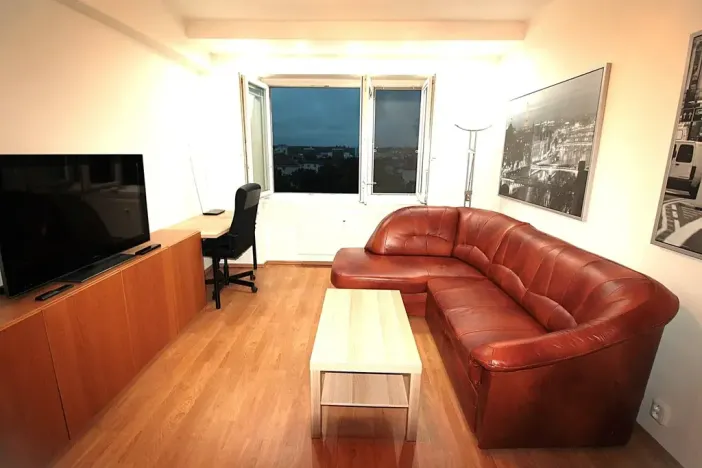 Pronájem bytu 2+1, Praha - Vysočany, Kolbenova, 55 m2