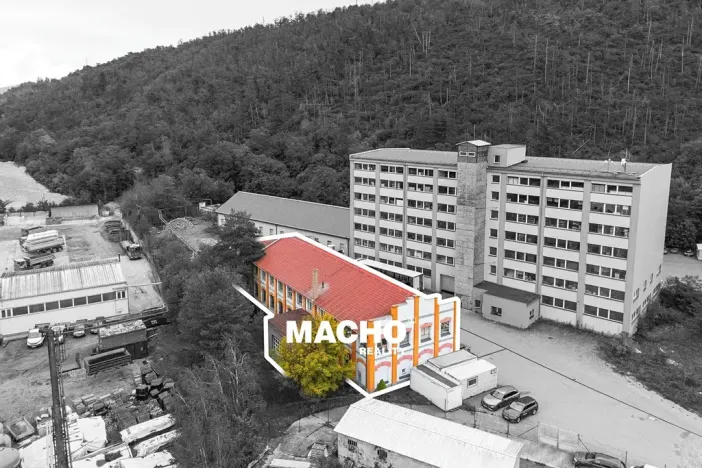 Pronájem kanceláře, Králův Dvůr, Tovární, 370 m2