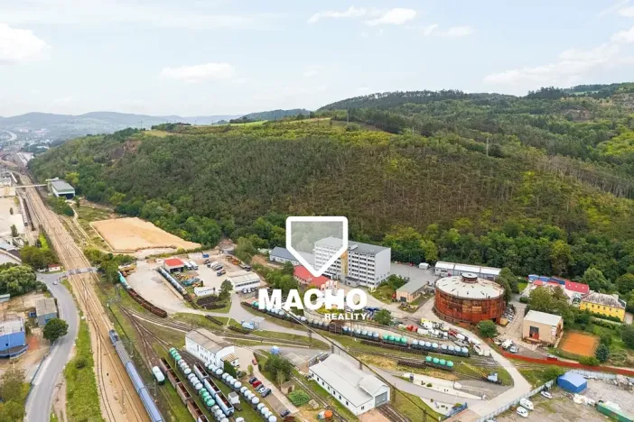 Pronájem výrobních prostor, Králův Dvůr, Tovární, 400 m2