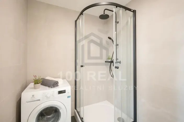 Pronájem bytu 2+kk, Pardubice, třída Míru, 51 m2