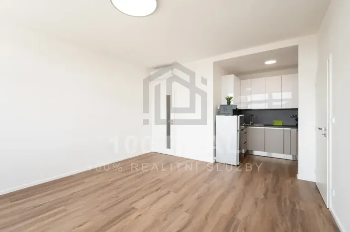 Pronájem bytu 2+kk, Pardubice, třída Míru, 52 m2