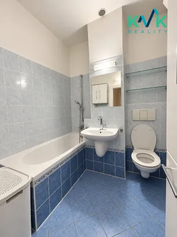 Pronájem bytu 2+kk, Karlovy Vary, Vrchlického, 55 m2