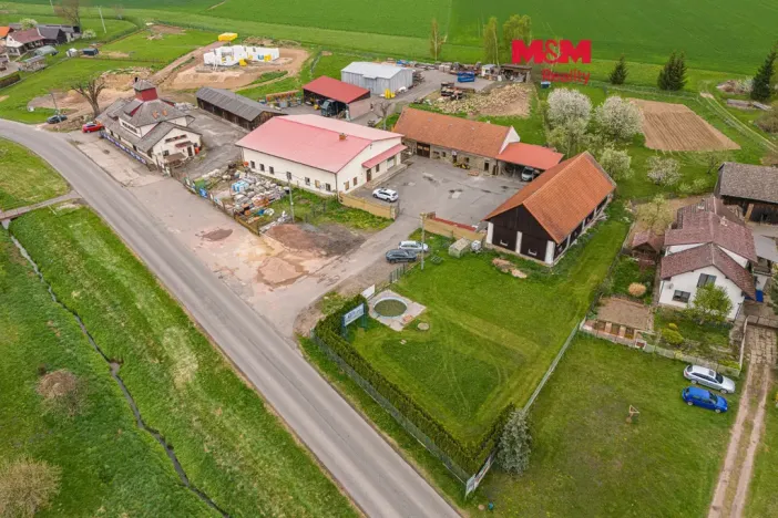 Pronájem výrobních prostor, Dubenec, 453 m2