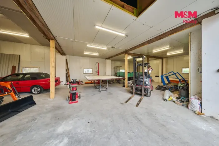 Pronájem výrobních prostor, Dubenec, 453 m2