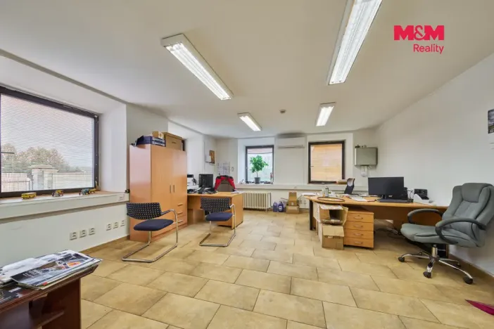 Pronájem výrobních prostor, Dubenec, 453 m2