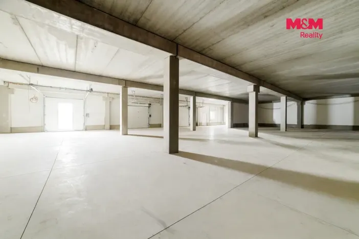Pronájem výrobních prostor, Cheb, Karlova, 2200 m2