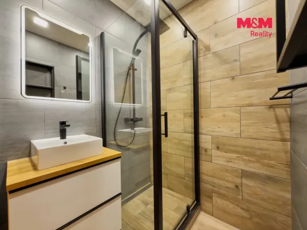 Prodej bytu 3+1, Karviná - Hranice, Čsl. armády, 74 m2