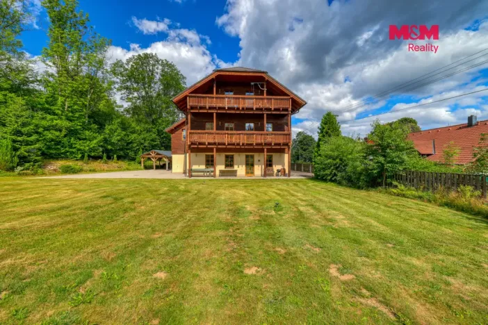 Prodej ubytování, Železná Ruda - Hojsova Stráž, 910 m2