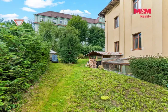 Prodej bytu 2+1, Liberec - Liberec I-Staré Město, Klostermannova, 240 m2