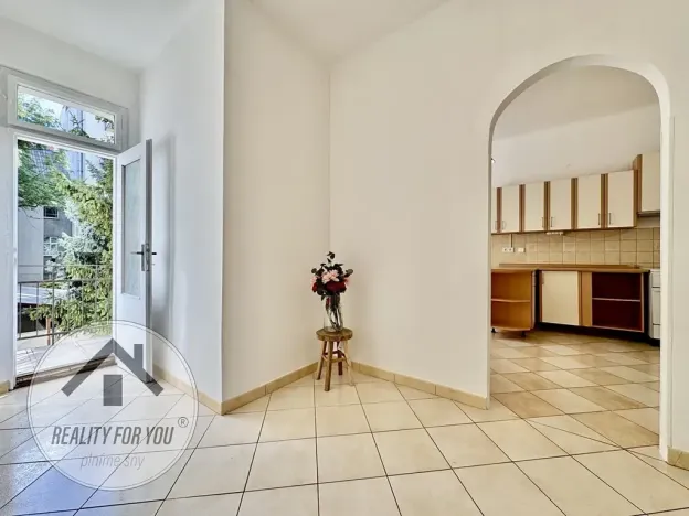 Prodej bytu 2+1, Praha - Libeň, náměstí Dr. Václava Holého, 80 m2