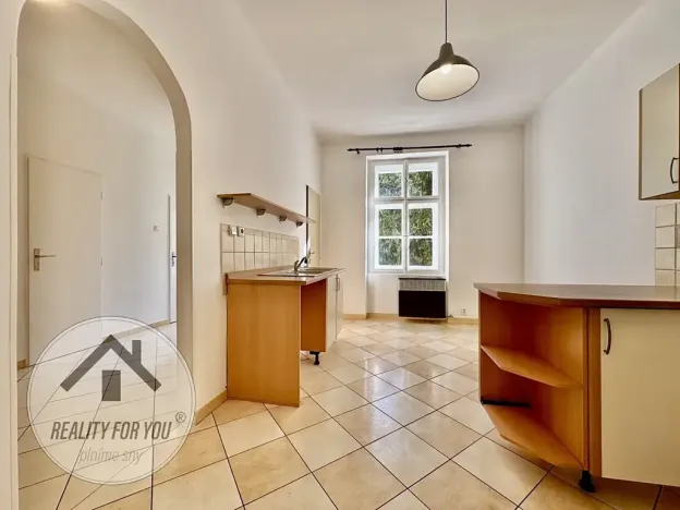 Prodej bytu 2+1, Praha - Libeň, náměstí Dr. Václava Holého, 80 m2