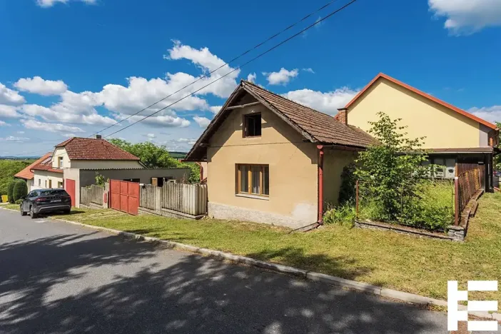Prodej rodinného domu, Hradčany, 86 m2