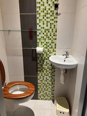 Prodej bytu 2+1, Karlovy Vary, Kpt. Nálepky, 65 m2