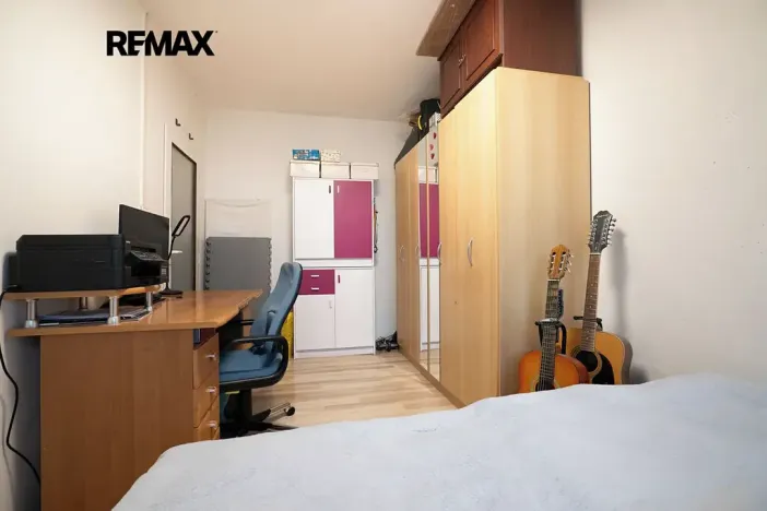 Prodej bytu 3+1, Praha - Řepy, Laudova, 74 m2