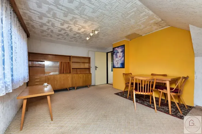 Prodej rodinného domu, Černuc, 240 m2