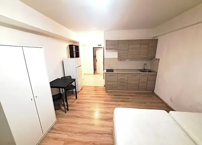 Pronájem bytu 1+kk, Praha - Radotín, Vrážská, 27 m2