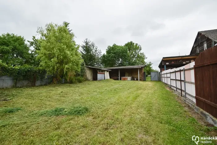 Prodej rodinného domu, Dubčany, 290 m2