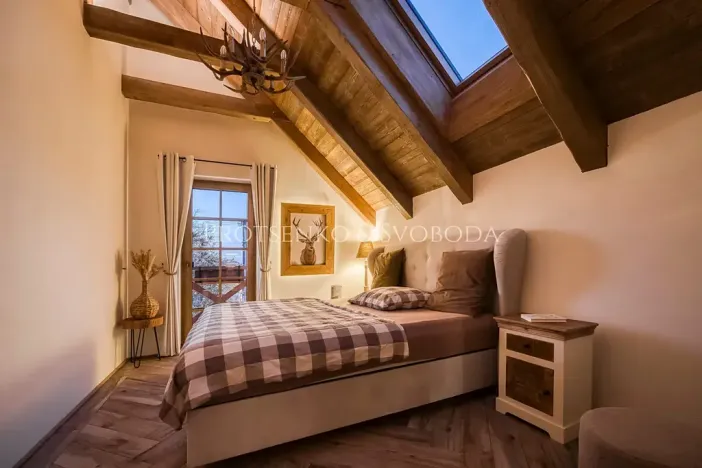 Prodej vícegeneračního domu, Lipí, 223 m2