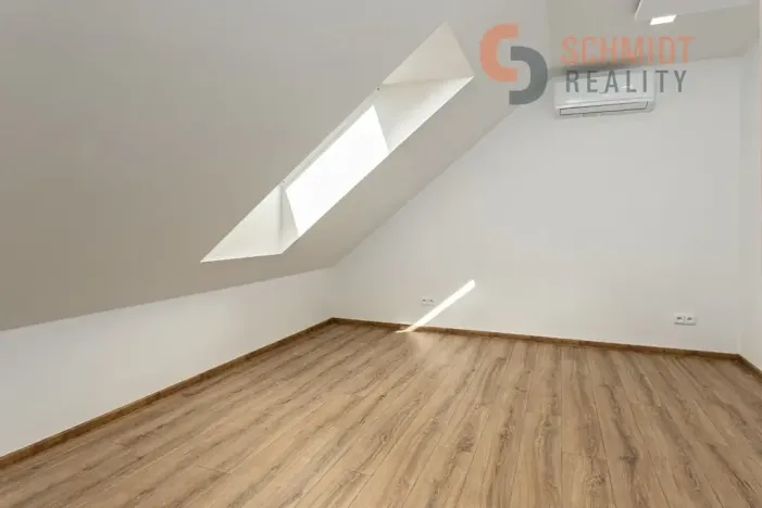 Prodej bytu 3+kk, Lednice, Komenského, 77 m2