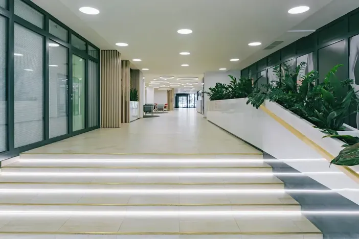 Pronájem kanceláře, Praha - Karlín, Sokolovská, 200 m2