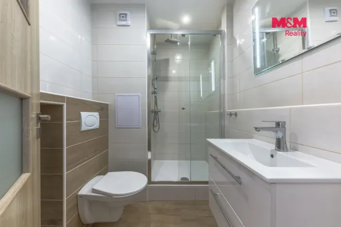 Pronájem bytu 1+1, Děčín - Děčín VI-Letná, U Tvrze, 36 m2
