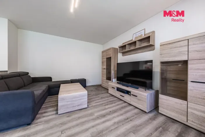 Prodej rodinného domu, Měchenice, V Luhu, 131 m2
