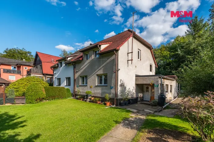 Prodej rodinného domu, Měchenice, V Luhu, 131 m2