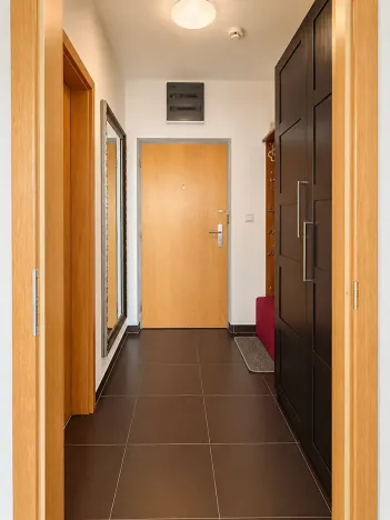 Pronájem bytu 1+kk, Hluboká nad Vltavou, Masarykova, 40 m2