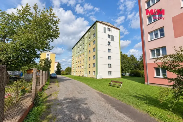Pronájem bytu 3+1, Cheb, Osvobození, 76 m2