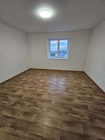 Pronájem bytu 3+kk, Dobříč, 79 m2