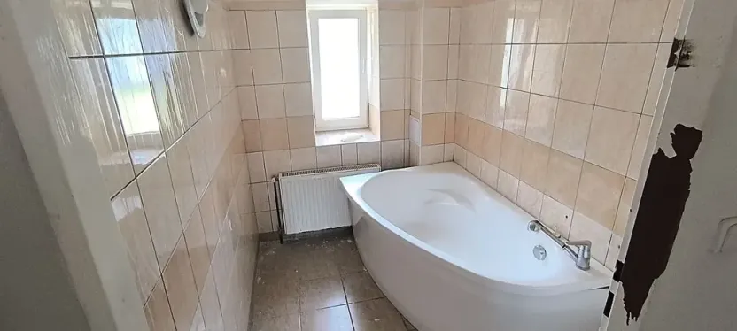 Pronájem vícegeneračního domu, Cheb, 284 m2
