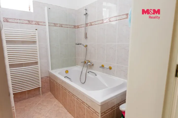 Prodej bytu 5+1, Orlová - Město, Fr. Palackého, 140 m2