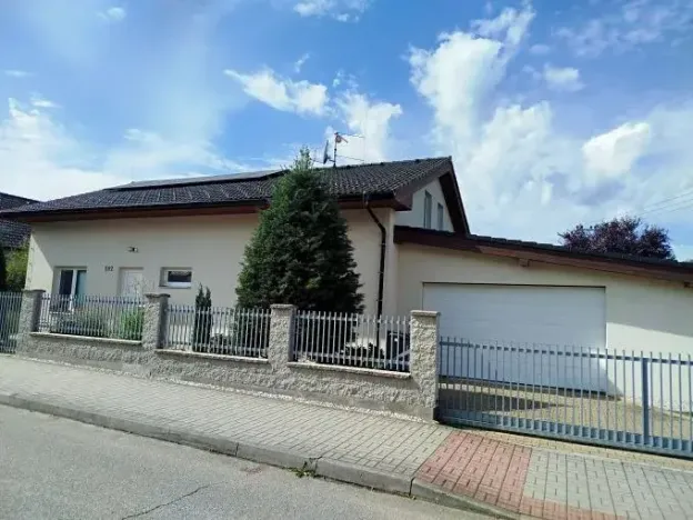 Prodej rodinného domu, Krhanice, 211 m2