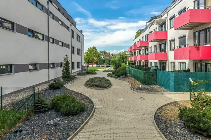 Prodej bytu 2+kk, Praha - Hostavice, U Hostavického potoka, 50 m2