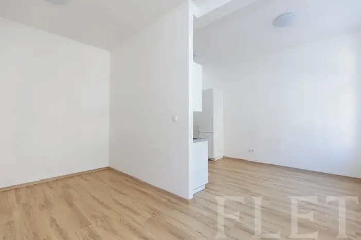 Pronájem bytu 1+kk, Praha - Libeň, Františka Kadlece, 37 m2