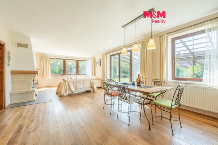 Prodej rodinného domu, Mořina, 240 m2